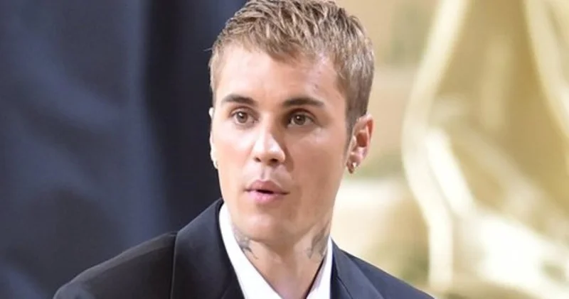 Justin Bieber aracı bozulan gence yardım etti Magazin haberleri