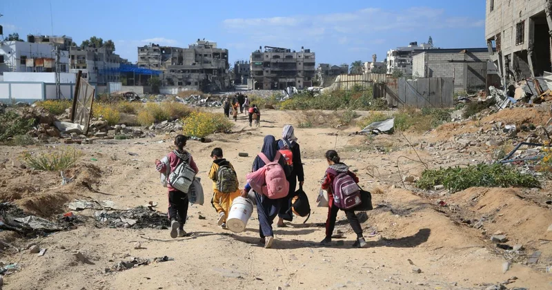 Gazze de bitmeyen göç çilesi: İsrail Sarı Hat tı genişletti, Filistinliler yeniden göçe zorlanıyor