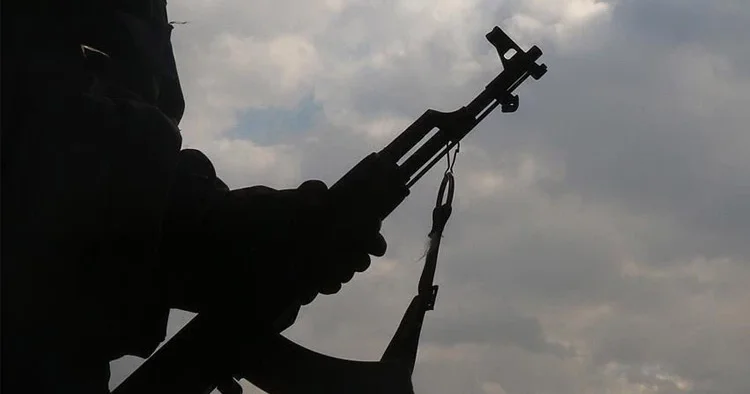 Suriye ordusu ile PKK/YPG arasında çatışma çıktı