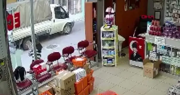 Eczane önüne çıkan kadın çalışana saldırıp kıyafetini çıkarmaya çalışan şüpheli tutuklandı