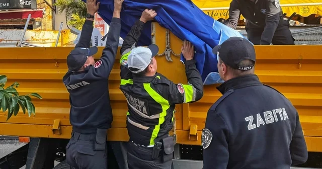 Bodrum da kamusal alanlar işgallerden temizleniyor Muğla Haberleri