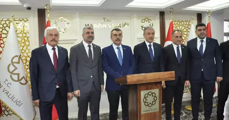 Bakan Tekin, Mardin de