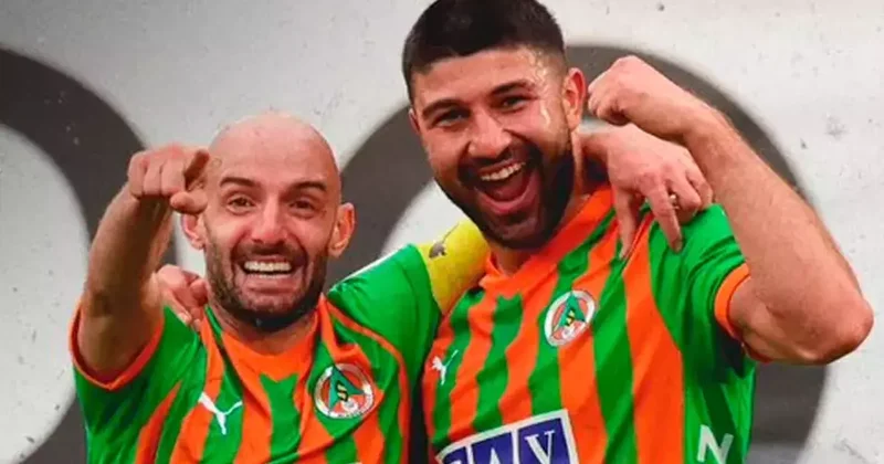 Alanyaspor evinde 3 puanı aldı! Alanyaspor Fatih Karagümrük: 2 0 Fanatik Gazetesi Futbol Haberleri Spor