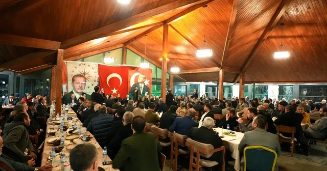 Belediye Başkanı Yılmaz, partisinin Şehitkamil ilçe teşkilatıyla bir araya geldi Gaziantep Haberleri