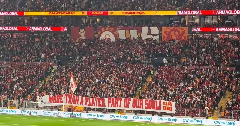 RAMS Park ta Mauro Icardi yi duygulandıran pankart Futbol Haberleri