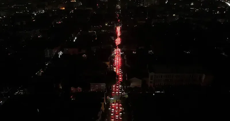 ABD de elektrik kaosu! Restoran ve dükkanlar kapatıldı