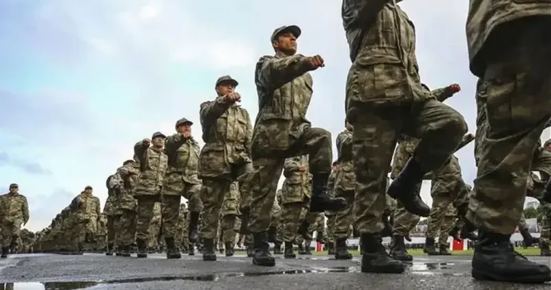 Evlilere Bedelli Askerlik İndirimi Var Mı? Çalışma günleri kısalacak mı, 4 gün mesai mi olacak? Son Dakika Haberleri