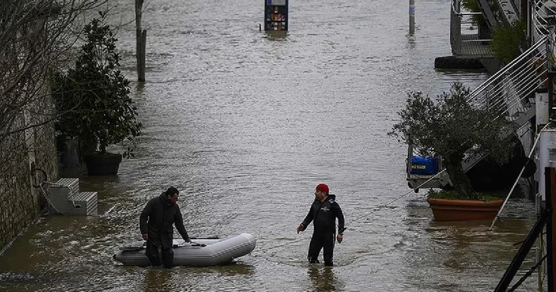 Yağışlar şiddetlendi, risk yükseldi: Turuncu alarm verildi
