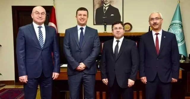 BAÜN Uluslararası Akademik hareketlilikte Türkiye birincisi oldu Balıkesir Haberleri