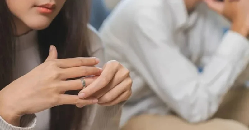 Bedeniniz gerçeği ele veriyor: Toksik ilişkilerin gizli fiziksel belirtileri Sözcü Gazetesi