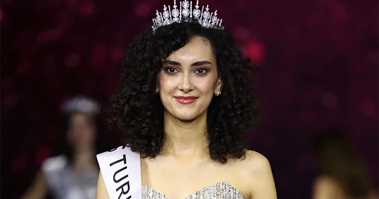 Türkiye nin güzeli Sıla!