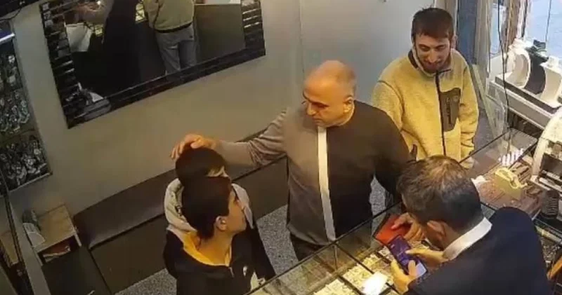 Bakan Kacır dan altın bulan çocuklara ziyaret