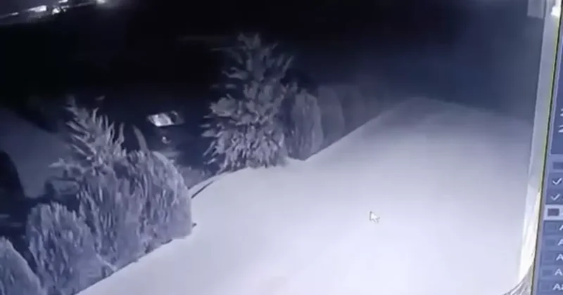 Mardin’de kontrolden çıkan tır bariyerlere çarptı