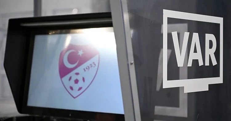 Galatasaray Kasımpaşa maçının VAR hakemi açıklandı