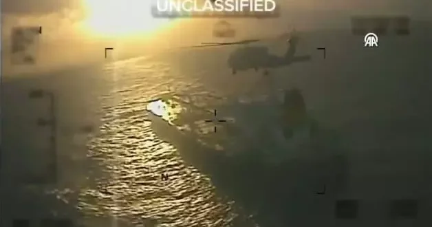 ABD Karayip Denizi nde petrol tankerini çaldı!