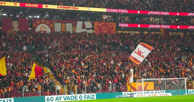 Galatasaray da yıllar sonra sahaya çıktı