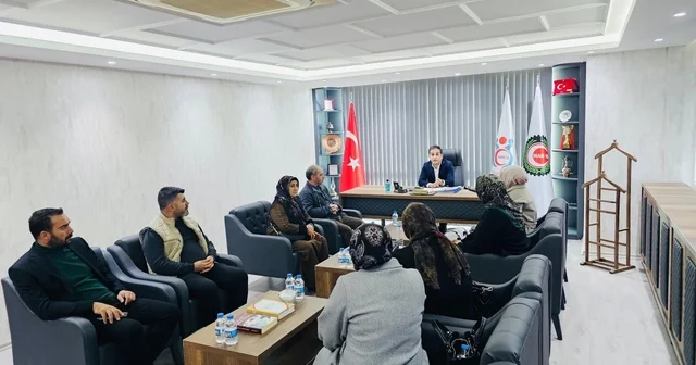 Aküzüm, kadın çalışanları ağırladı Diyarbakır Haberleri