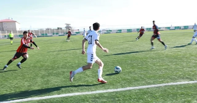 Van 1. Amatör Ligi B Grubu: Erciş Örenespor: 2 İpekyolu Belediyesi Gençlikspor: 3 Van Haberleri