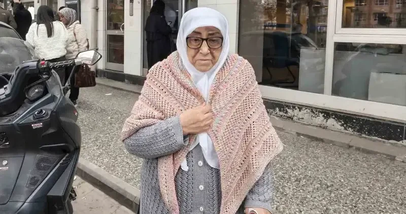 Aydın’da ilginç olay: Düzgün konuşamıyorsun diyen yetkililer yaşlı kadına maaşını vermiyor Aydın Haberleri