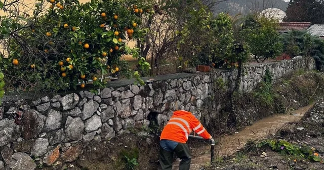 MUSKİ ekiplerinden yağmur mesaisi Muğla Haberleri