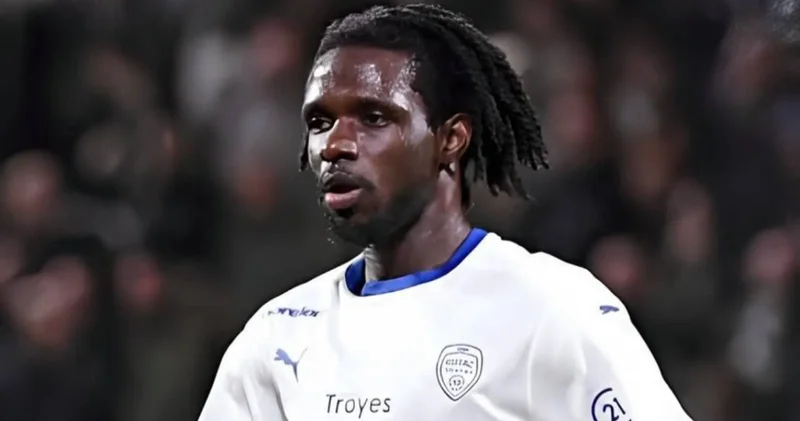 Samsunspor, Assoumou ile el sıkıştı