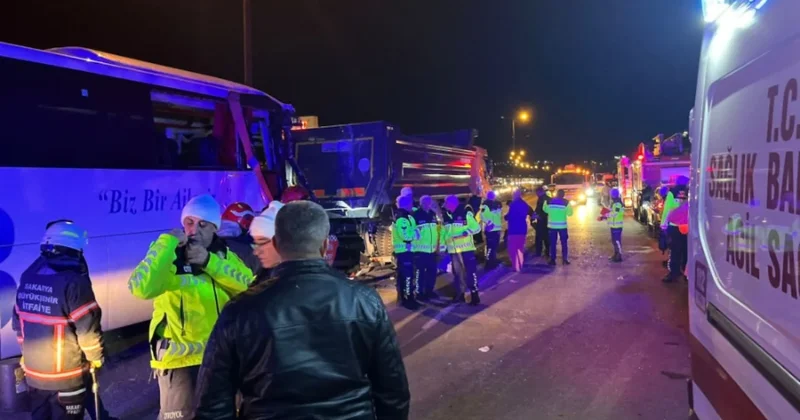 Anadolu Otoyolu’ndaki zincirleme kazada can pazarı: Ölü ve onlarca yaralı var Sözcü Gazetesi