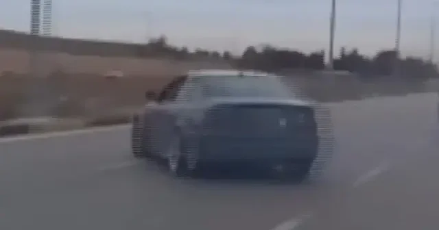 Trafiğe açık alanda drift attı: 58 bin 217 lira para cezası uygulandı VİDEO İZLE