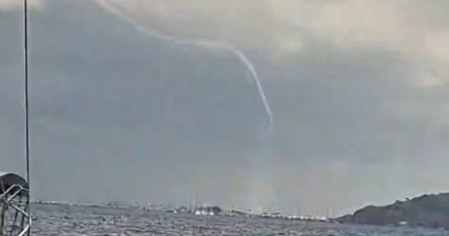 Marmaris Körfezi nde hortum paniği Muğla Haberleri