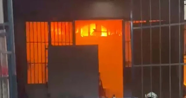 Manisa da marangoz atölyesinde yangın Manisa Haberleri