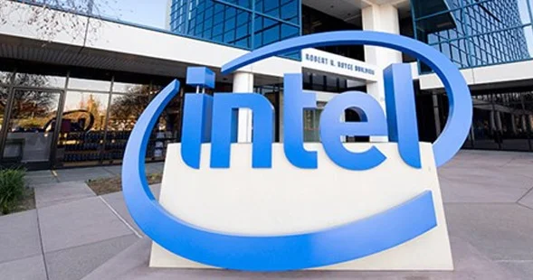 Intel den 56 yıllık tarihinin en büyük zararı