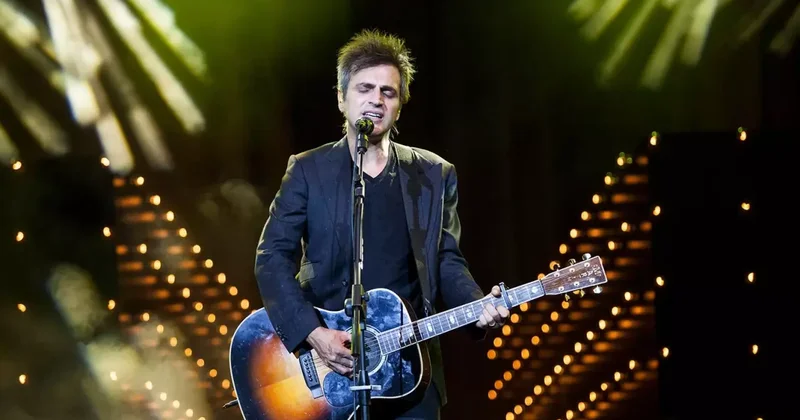 Teoman dan yıllar sonra gelen itiraf: Annem şarkıcı olmamdan utandı