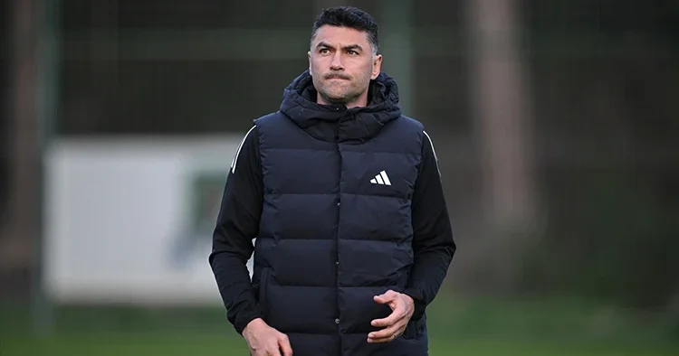 Burak Yılmaz dan Galatasaray açıklaması! Geçmişe takılıp kalmıyoruz