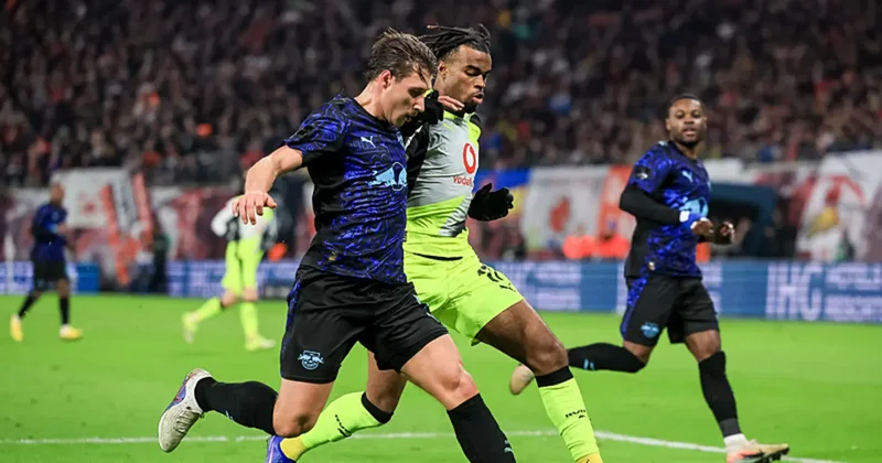 RB Leipzig ile Borussia Dortmund puanları paylaştı!