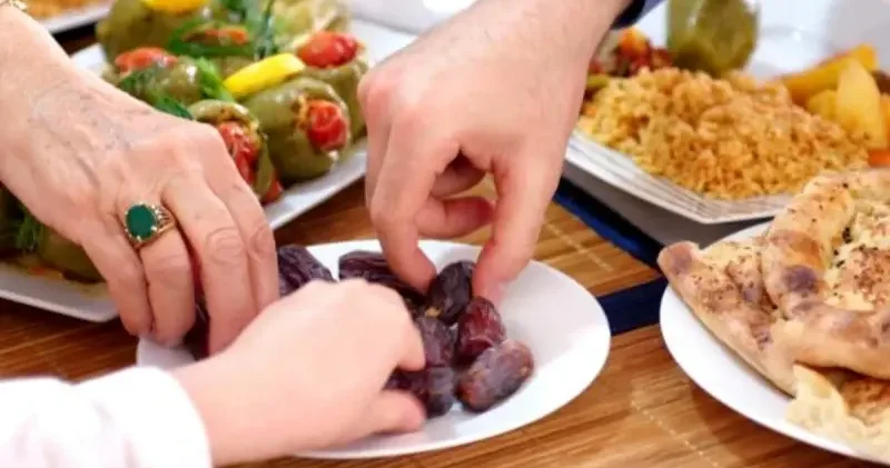 Bilerek oruç bozulursa ne olur, kaza mı kefaret mi gerekir? Diyanet yanıtladı Dini Bilgiler