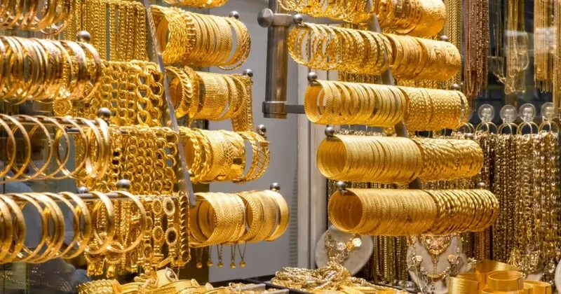 Fiyatı uçan altını tahtından etti! Talep patladı, resmen yok satıyor