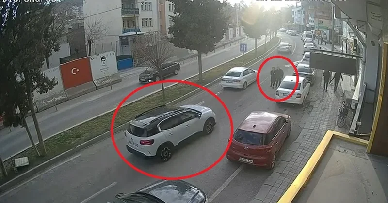 Öğretmene aracın çarptığı anlar kamerada Sözcü Gazetesi