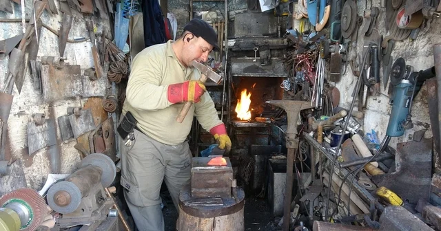 Çekiç sesleri azaldı, ustalar yalnız kaldı Kilis Haberleri