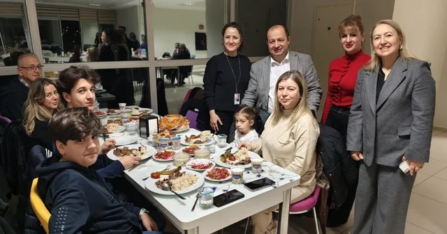 Sağlık camiası iftarda buluştu Manisa Haberleri