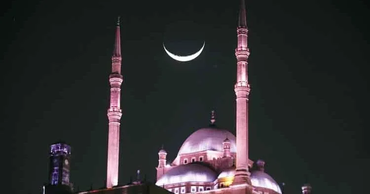 Dünyanın namaz vakitlerini Türk astronomlar hesaplıyor