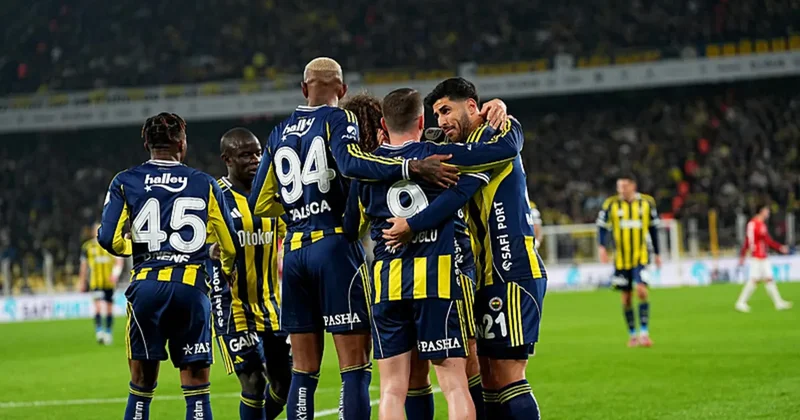 Fenerbahçe de 6 futbolcu kart sınırında!