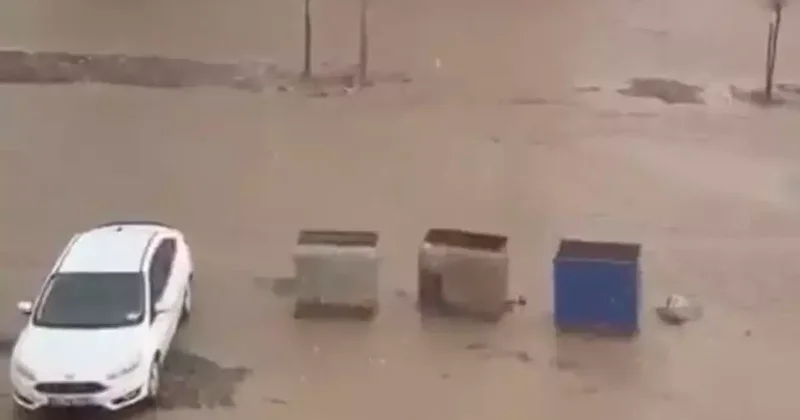 Her şey 20 dakikada oldu! Şehir adeta suya gömüldü