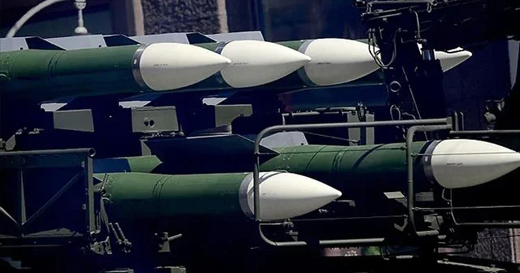 Rusya, Estonya ya kırmızı çizgiyi çekti: Nükleer silaha saldırıyla yanıt verilecek