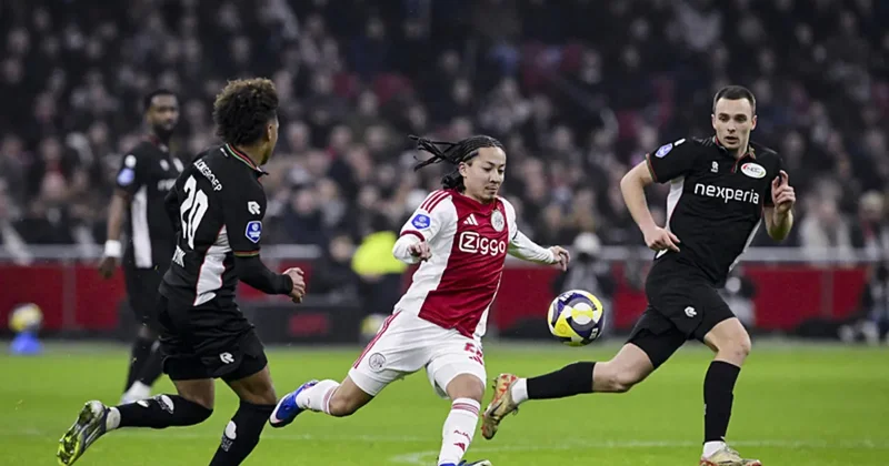 Ajax, NEC Nijmegen engeline takıldı!