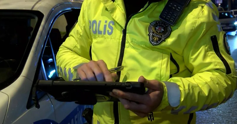 Polisin dur ihtarına uymayan alkollü sürücüye 17 bin lira para cezası