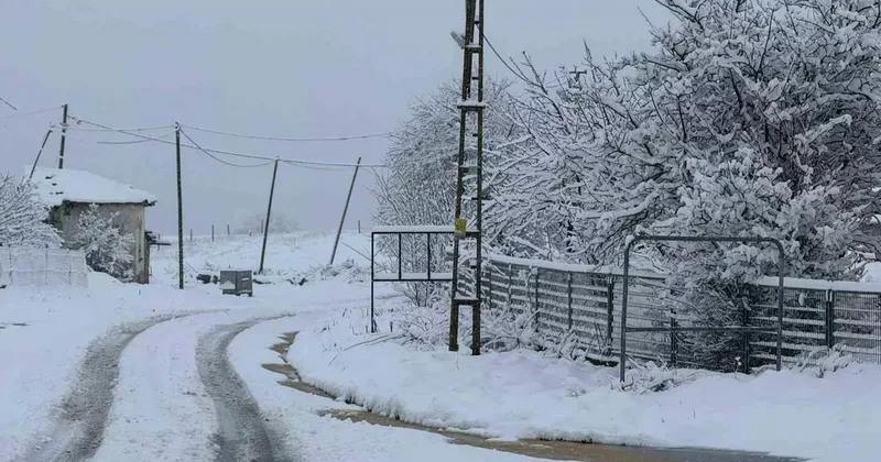 Tekirdağ’ın yüksek kesimleri karla kaplandı