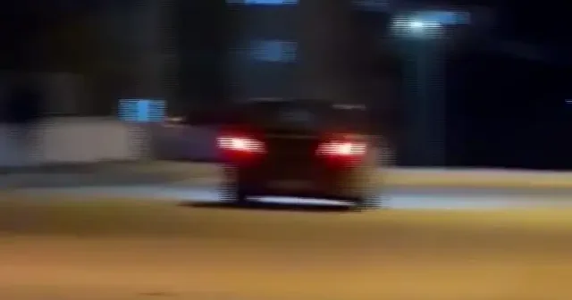 Araçlara yumurta fırlatan çocuklar kamerada VİDEO İZLE