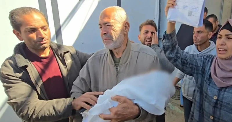 Katil İsrail in Gazze’de çıkışına izin vermediği 2 yaşındaki Nidal hayatını kaybetti