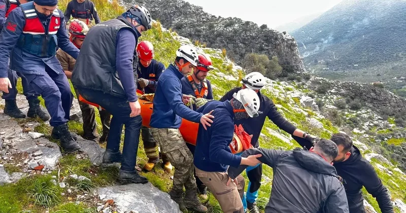 İzmir de mağaradaki çukura düşen kişi kurtarıldı