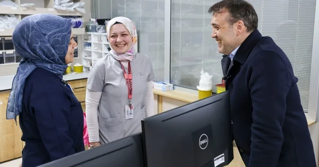 Vali Sözer Ramazan Bayramı nın son günü hastane ve huzurevi ziyaretinde bulundu Bilecik Haberleri