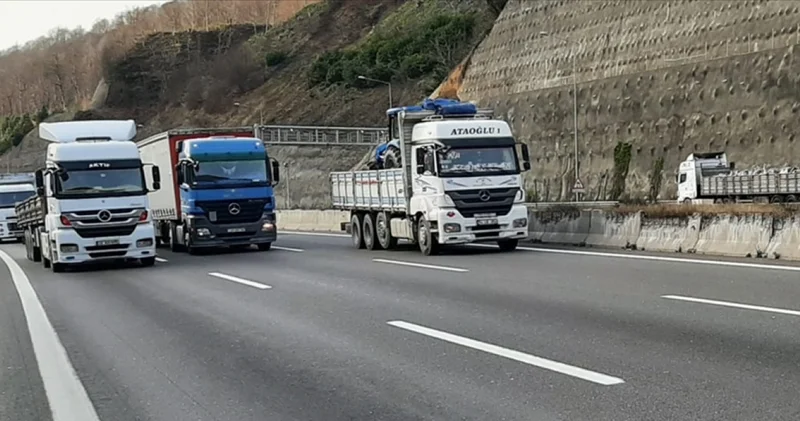 Tekirdağ’dan İstanbul yönüne ağır tonajlı araçların geçişine izin verilmiyor